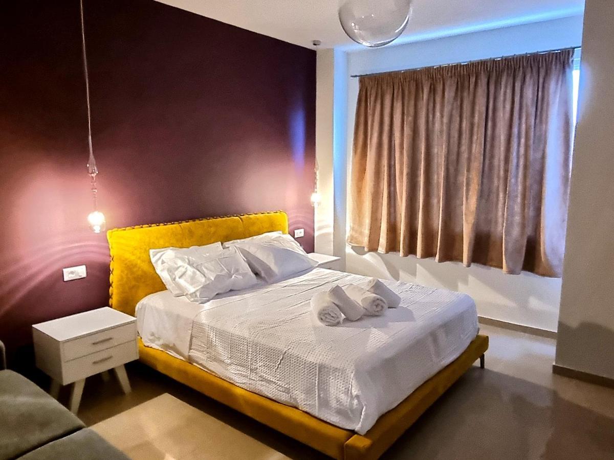 Epipleon Luxury Suites - 107 - Διαμέρισμα 85Τμ - Θέα Στη Θάλασσα نافبكْتوس المظهر الخارجي الصورة